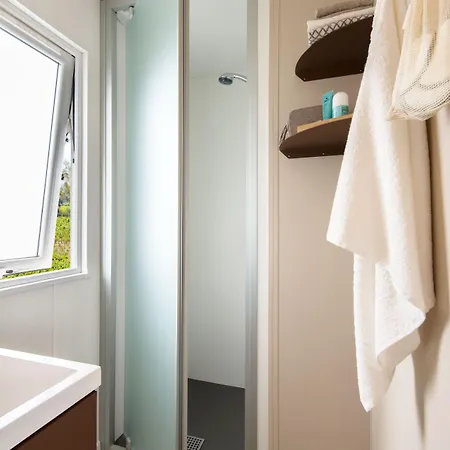 Hotel Frantheor Saint-raphael 2*