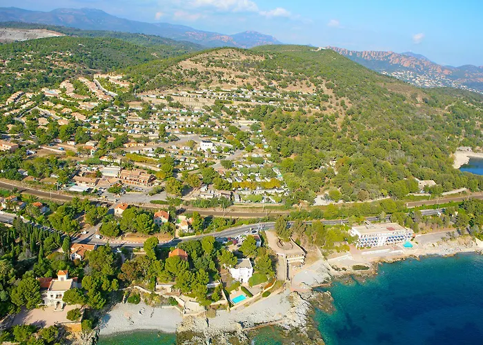 فندق Frantheor Saint-raphael 2*