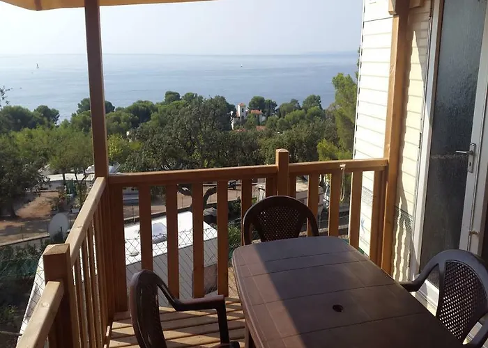 Frantheor Saint-raphael فندق